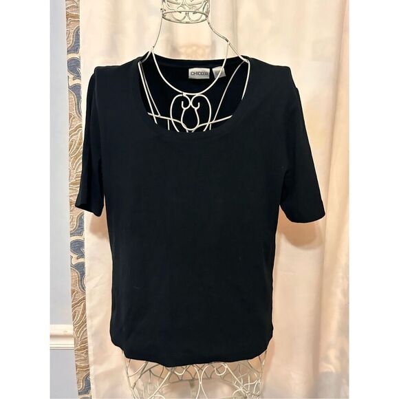Unique Beautiful soft and stretchy black Chico's short Sleeve Blouse SIZE medium - Picture 1 of 5
